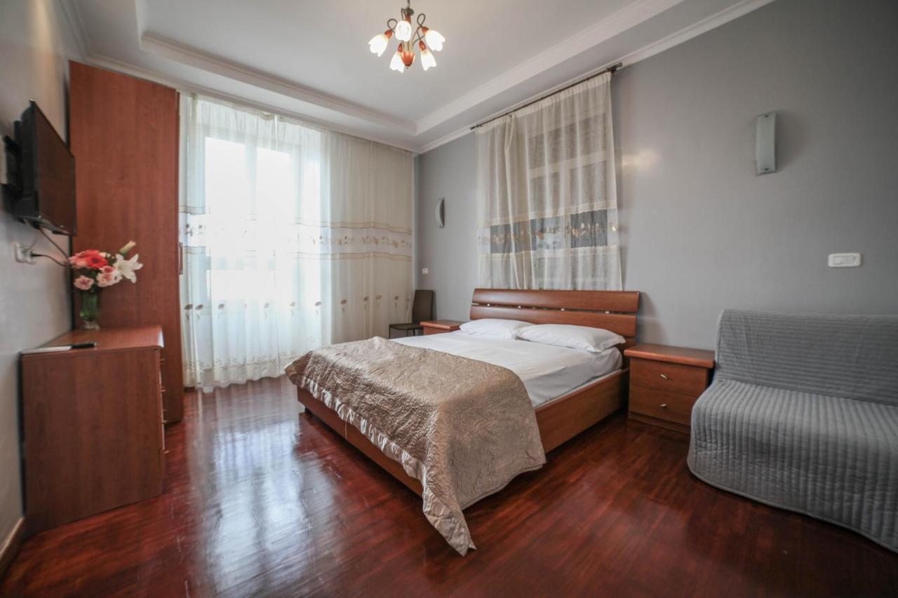 Kaydee Guesthouse ローマ エクステリア 写真