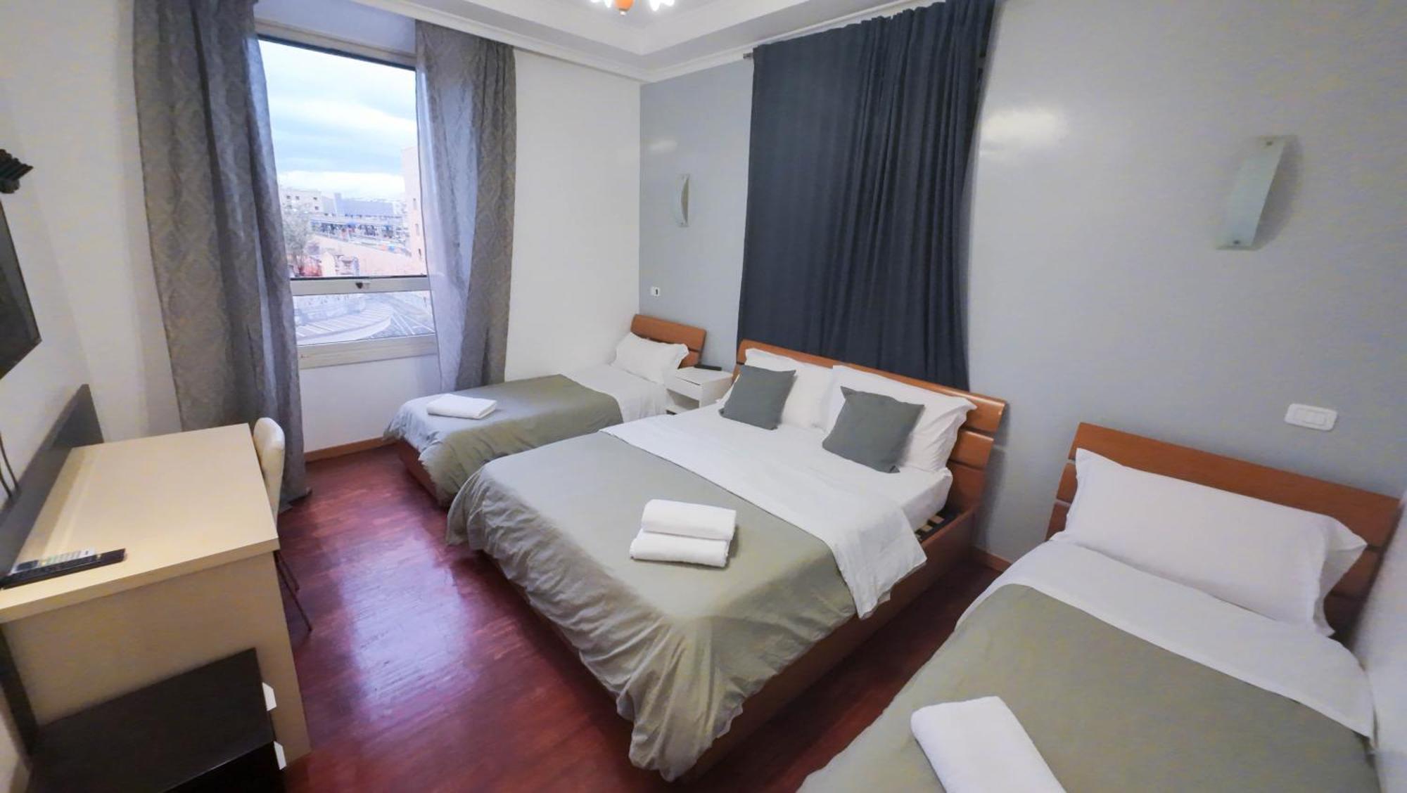 Kaydee Guesthouse ローマ エクステリア 写真